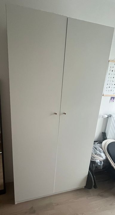 Armoire IKEA - Comme neuf sur youzd